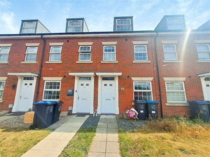 3 Bedroom Terraced House For Sale In Castle Drive, Margate, Kent, CT9