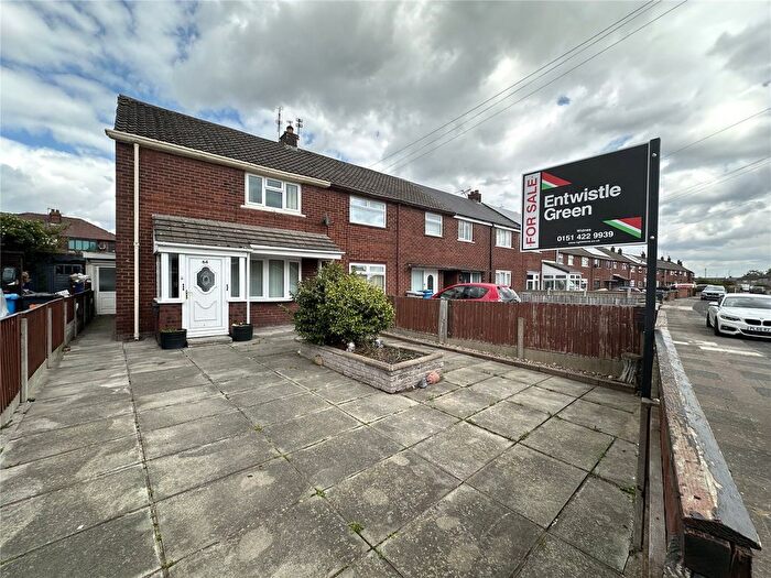 2 Bedroom Semi-detached House For Sale In Hanley Road, Widnes, Cheshire, WA8