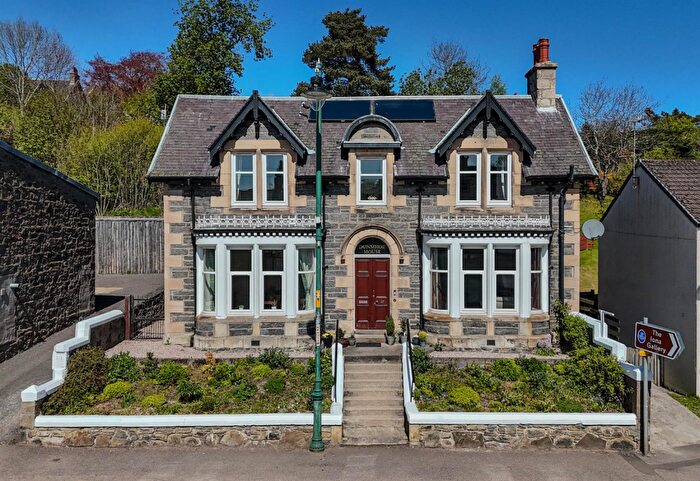 6 Bedroom Detached House For Sale In Dunmhor House, High Street, Kingussie, PH21