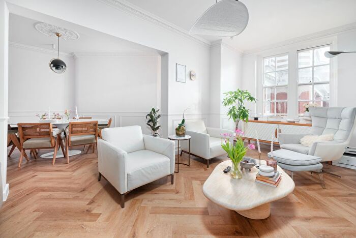 3 Bedroom Flat For Sale In Rodney Court, Maida Vale, London, W9