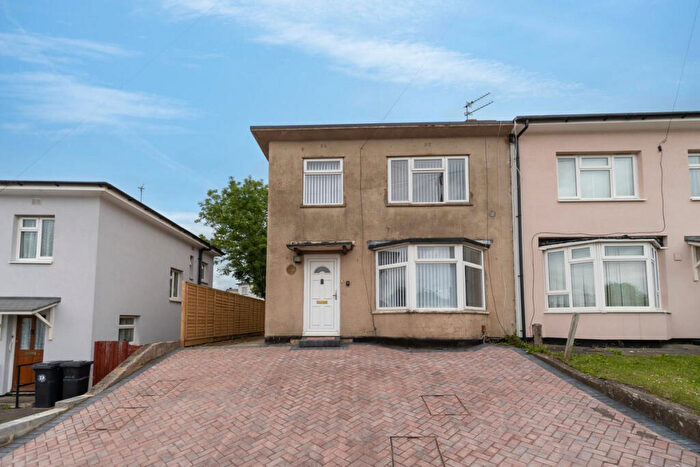 3 Bedroom Semi Detached House To Rent In Orpen Gardens, Bristol, BS7