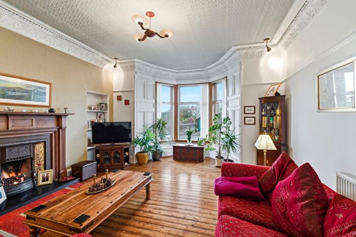 4 Bedroom Semi Detached House For Sale In Fingask Street, Dundee, DD3