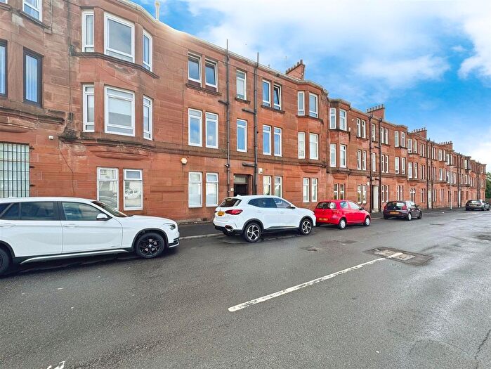 2 Bedroom Flat For Sale In Gavinburn Place, Old Kilpatrick, G60