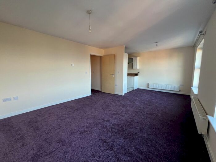 2 Bedroom Flat To Rent In Cloudeseley Close, Sidcup, DA14