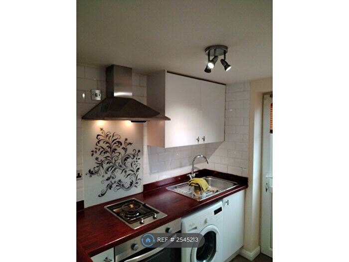 Studio To Rent In Cuttsfield Terrace, Hemel Hempstead, HP1