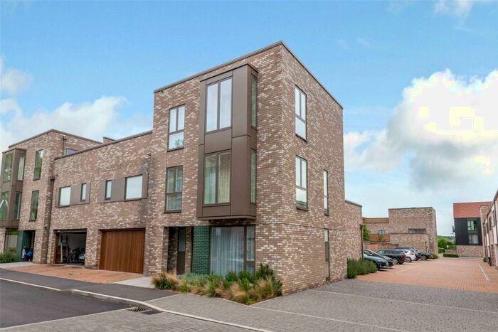 4 Bedroom Terraced House To Rent In Musgrave Drive, Cambridge, CB2