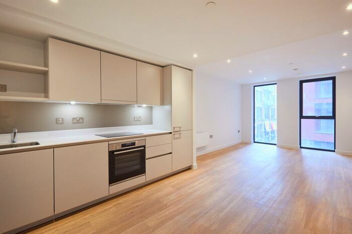 1 Bedroom Apartment To Rent In Linter Building, M1