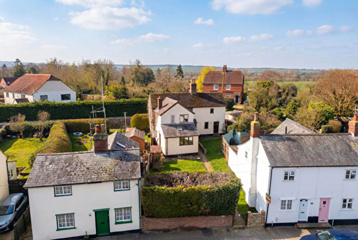 4 Bedroom Detached House For Sale In Newmarket Road, Great Chesterford, Saffron Walden, Essex, CB10