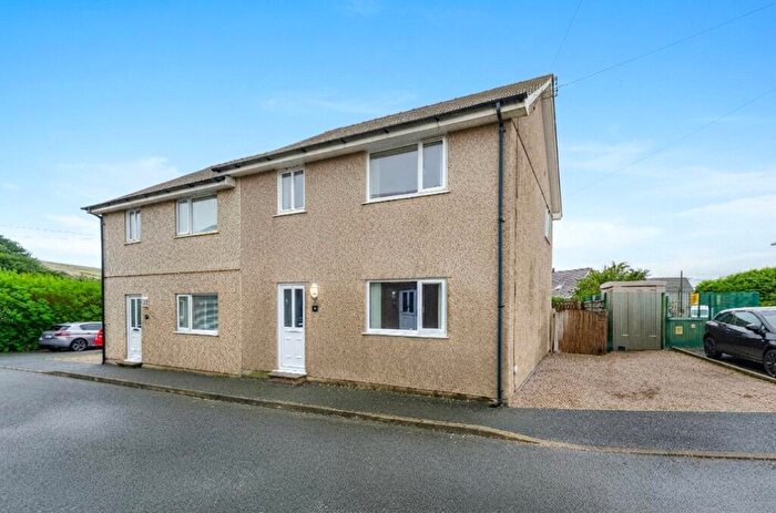 3 Bedroom Semi Detached House For Sale In Maes Hyfryd, Llanaelhaearn, Caernarfon, Gwynedd, LL54