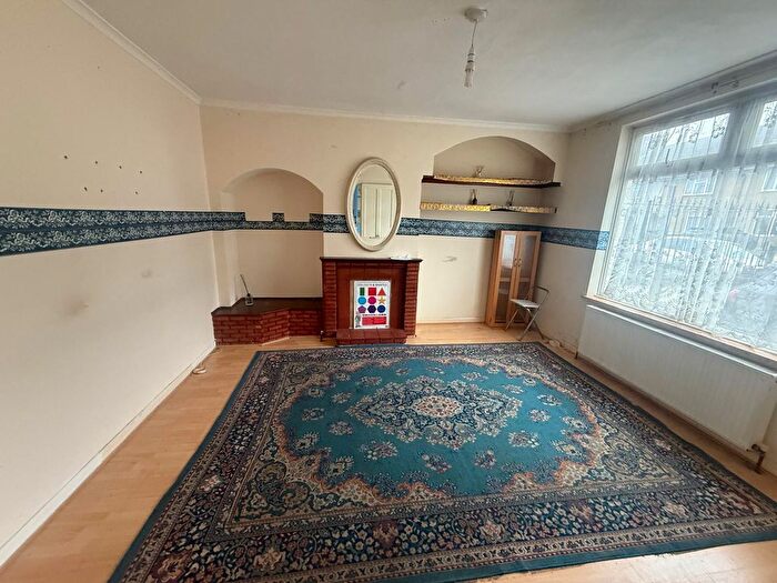 2 Bedroom Terraced House To Rent In Highgrove Road, Dagenham, RM8