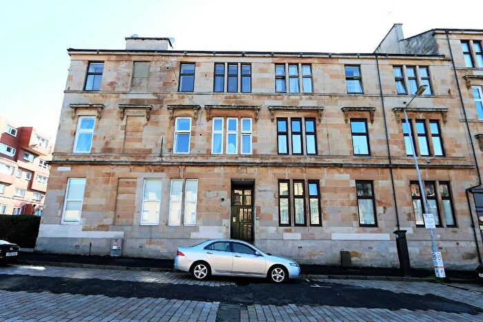 4 Bedroom Flat To Rent In Windsor Street, Glasgow, G20