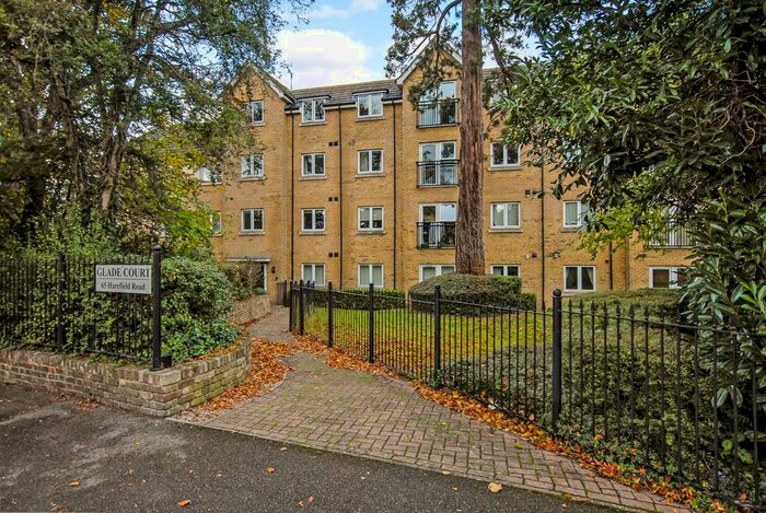2 Bedroom Flat To Rent In Harefield Road, Uxbridge, UB8