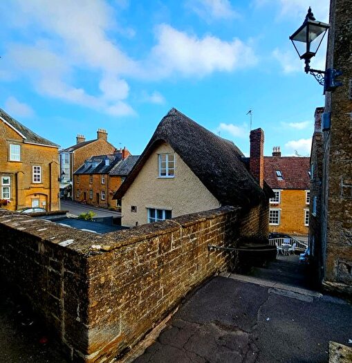 2 Bedroom Maisonette To Rent In St. James Street, South Petherton, TA13