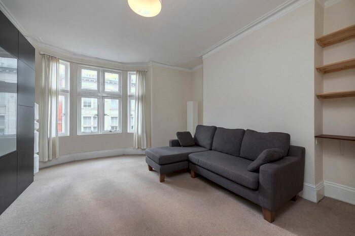 1 Bedroom Flat To Rent In Great Portland Street, Fitzrovia, London, W1W