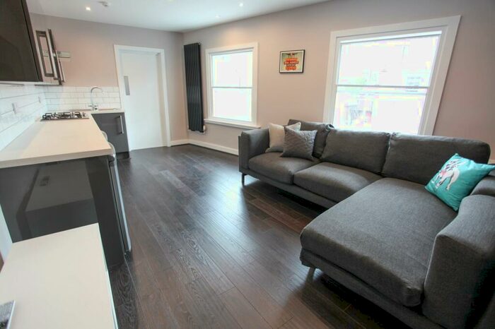 5 Bedroom Terraced House To Rent In Clarence Street, L3