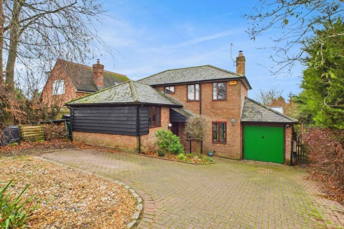 4 Bedroom Detached House For Sale In Soulbury Road, Burcott, Wing, Buckinghamshire, LU7