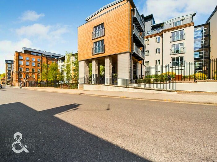 3 Bedroom Penthouse To Rent In New Half Moon Yard, King Street, Norwich, NR1