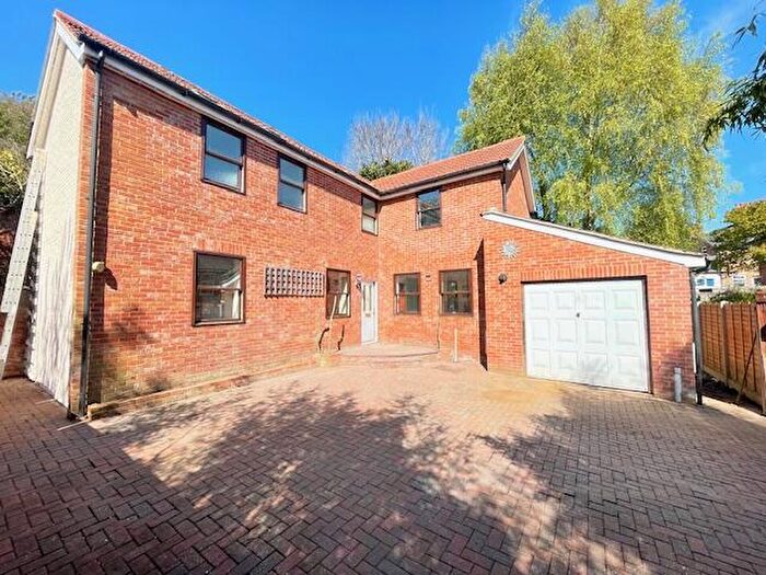 4 Bedroom Detached House For Sale In Hervey Street, Ipswich, Suffolk, IP4
