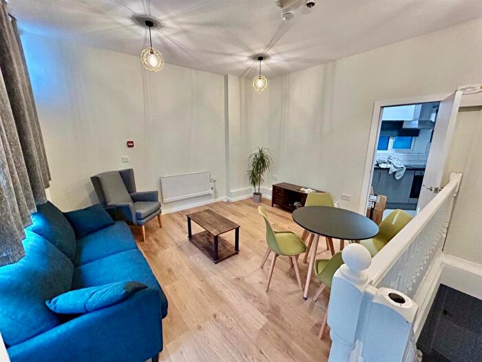 1 Bedroom Flat To Rent In Royal College Street, NW1