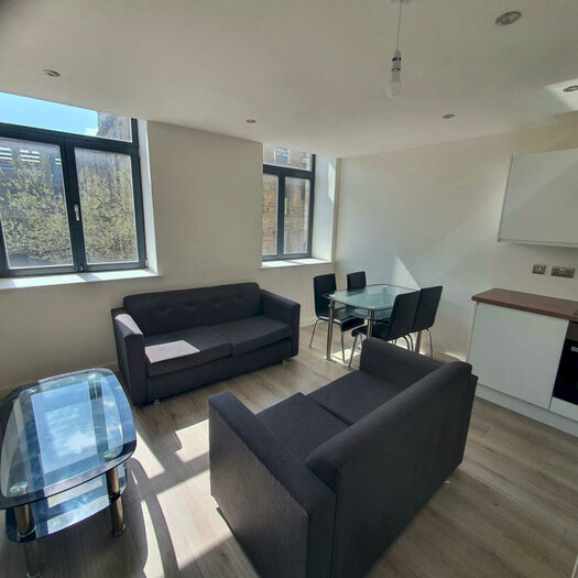 2 Bedroom Apartment To Rent In Conditioning House, Cape Street, Bradford, Yorkshire, BD1