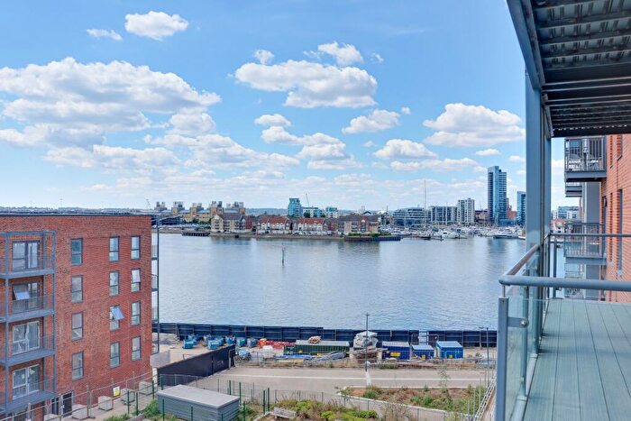 2 Bedroom Apartment For Sale In John Thornycroft Road, Woolston, SO19