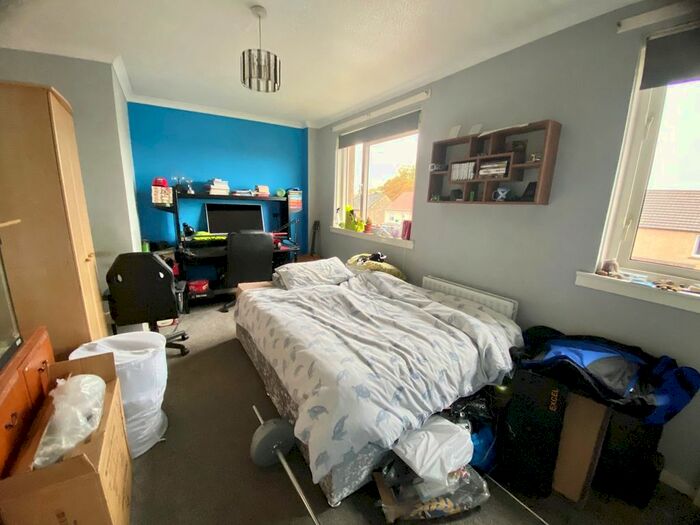 2 Bedroom Semi-Detached House For Sale In North Dryburgh Road, Wishaw, ML2