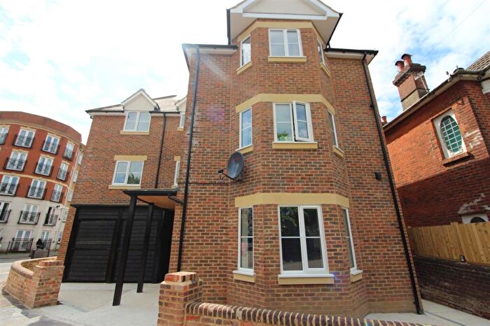 1 Bedroom Apartment To Rent In Devonshire Road, Southampton, SO15