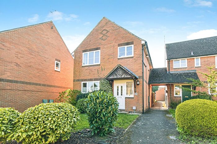 3 Bedroom Detached House For Sale In Hazells Lane, Shrivenham, Swindon, SN6