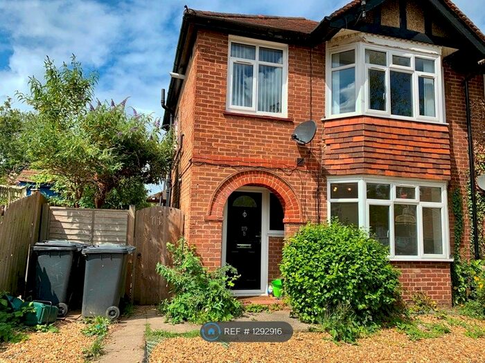 1 Bedroom Maisonette To Rent In Worplesdon Road, Guildford, GU2