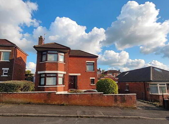 3 Bedroom Detached House For Sale In Abbeydale Parade, Belfast, BT14