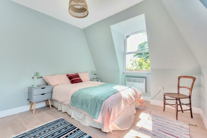 1 Bedroom Flat To Rent In London Road London, SE23