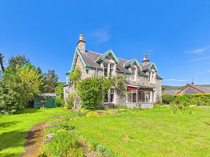 3 Bedroom Detached House For Sale In Grampian Road, Aviemore, PH22