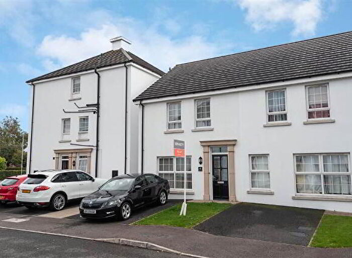 3 Bedroom Semi-Detached House To Rent In Goldstone Hall, Belfast, BT4