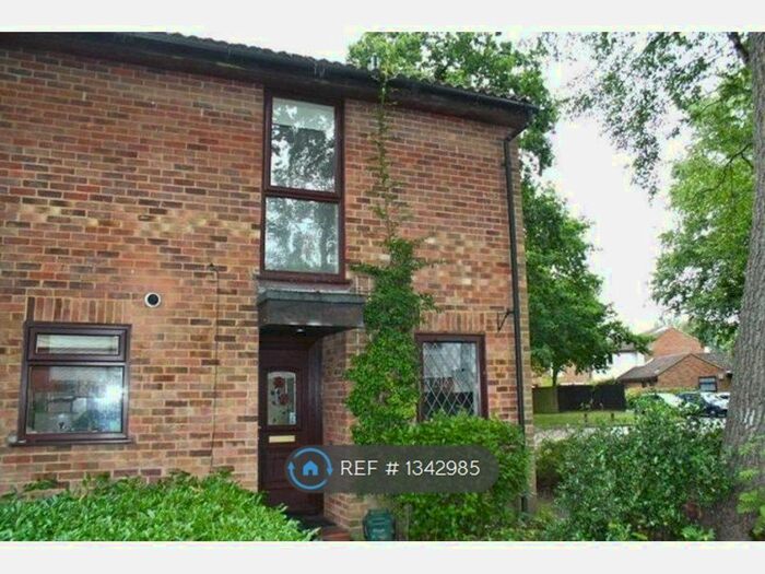 2 Bedroom End Of Terrace House To Rent In Cypress Grove, Ash Vale, Aldershot, GU12