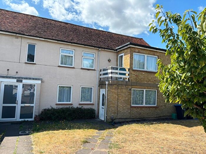 2 Bedroom Maisonette For Sale In Runnymede Court, Egham, Surrey, TW20