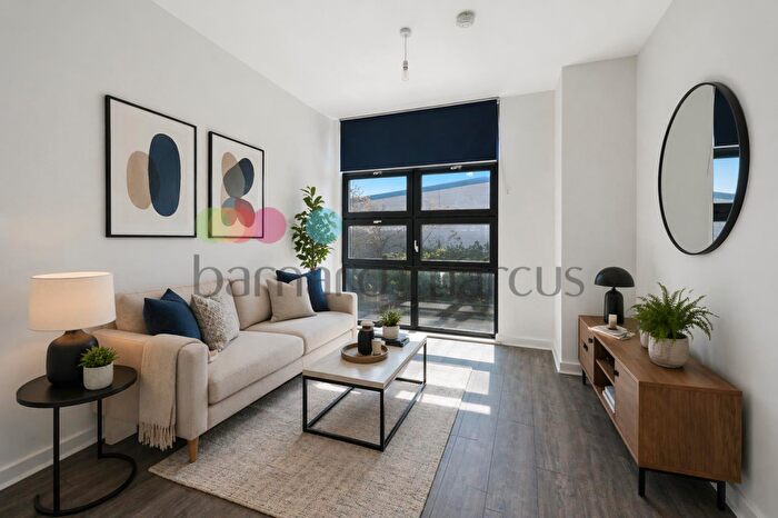 Apartment To Rent In Purley Way, Croydon, CR0