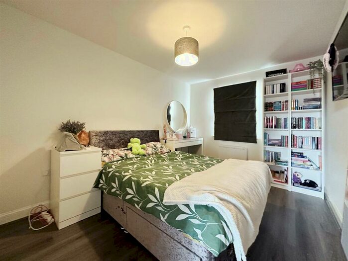 4 Bedroom Detached House For Sale In Hamel Garth, Cottingham, HU16