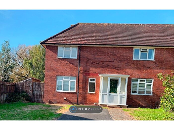 4 Bedroom Semi-Detached House To Rent In Alice Templer Close, Exeter, EX2