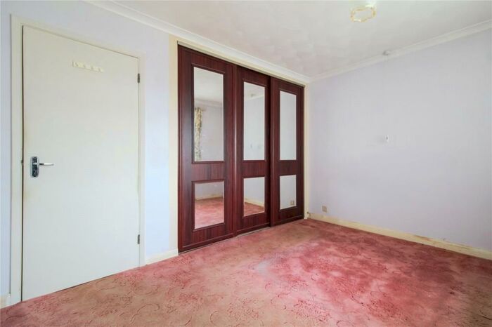 2 Bedroom Bungalow For Sale In Chalky Bank Road, Rainham, Gillingham, Kent, ME8