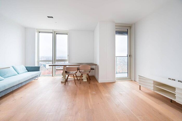 1 Bedroom Flat To Rent In Avant Garde Tower, , Shoreditch, London, E1