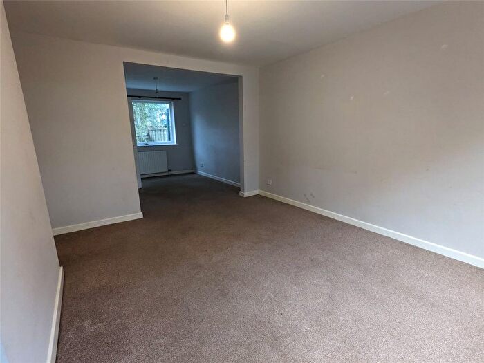 Semi-Detached House To Rent In London Road, Sleaford, NG34