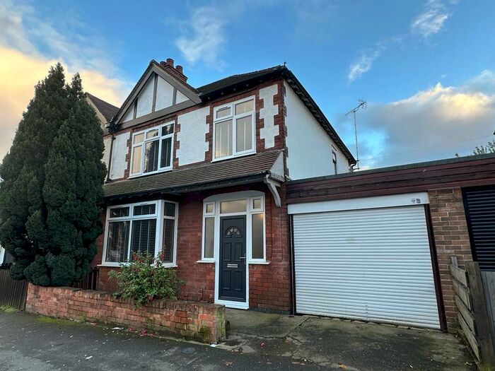 3 Bedroom House To Rent In Uttoxeter New Road, Derby, DE22
