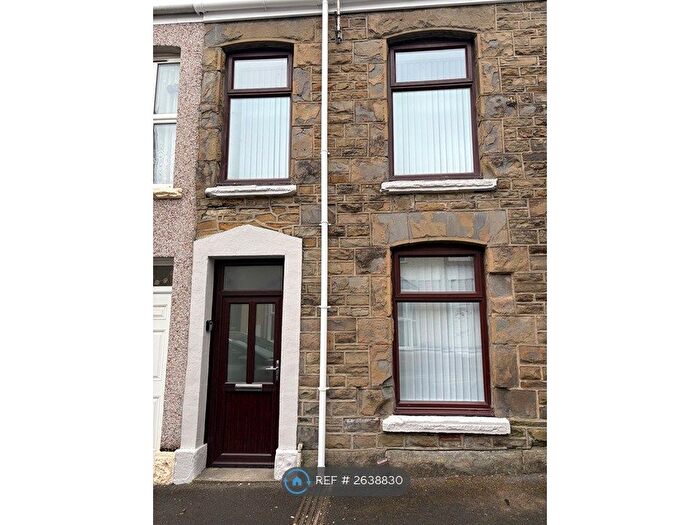 3 Bedroom End Of Terrace House To Rent In Glantawe St, Swansea, SA6