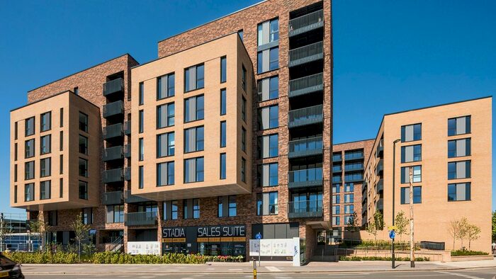 Parking To Rent In Greyhound Parade, Summerstown, SW17