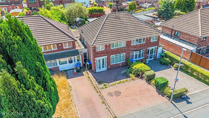 3 Bedroom Semi-Detached House To Rent In Ferndale Avenue, Birmingham, West Midlands, B43