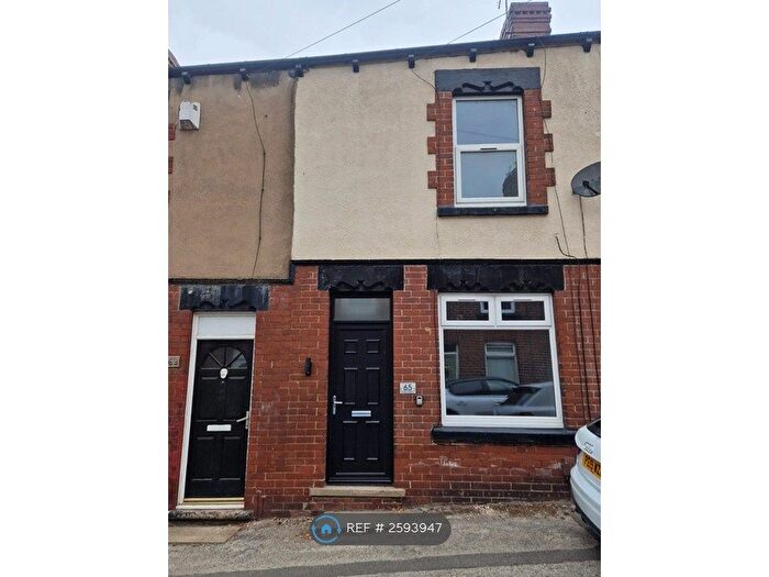 2 Bedroom Terraced House To Rent In New Street, Barnsley, S75