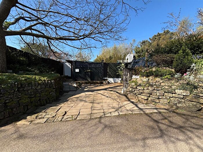 1 Bedroom Barn Conversion For Sale In Trewennack, Helston, TR13