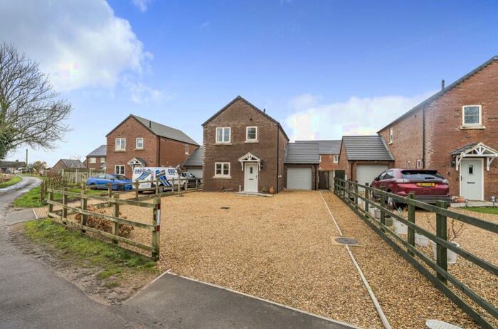 3 Bedroom Detached House For Sale In Little Marsh Lane, Holbeach, PE12