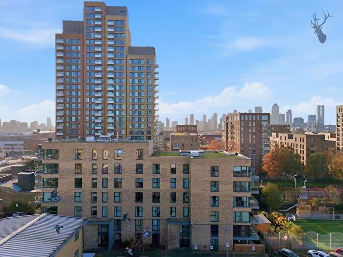 2 Bedroom Flat For Sale In William Guy Gardens, Bow, London, E3