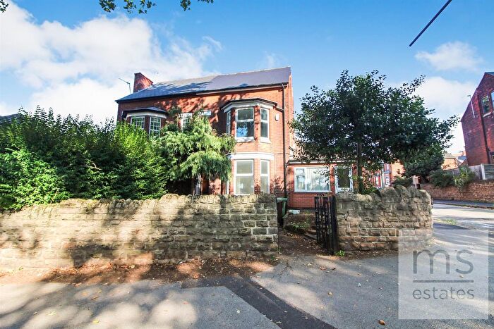 5 Bedroom Semi-Detached House To Rent In Derby Road, Nottingham, NG7